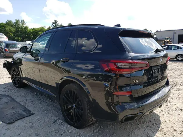 5UXJU4C02M9E97812 2021 BMW X5 - Image 2