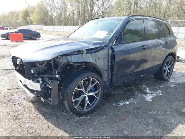 5UXJU4C05LL227763 2020 BMW X5 - Image 2