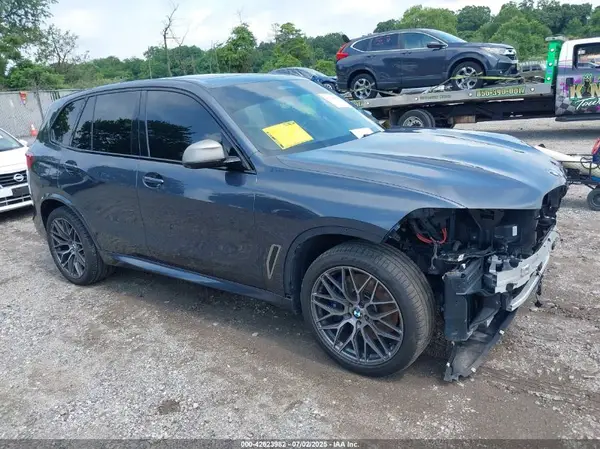 5UXJU4C05LLE45494 2020 BMW X5 - Image 1