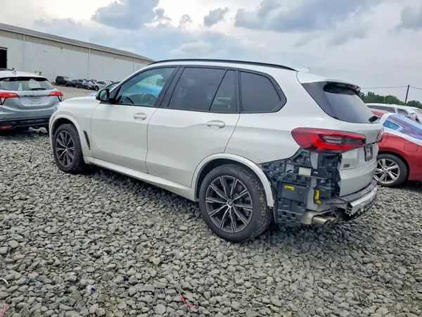 5UXJU4C07M9F80670 2021 BMW X5 - Image 2