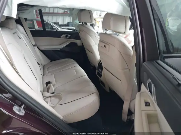 5UXJU4C07N9K47593 2022 BMW X5 - Image 8