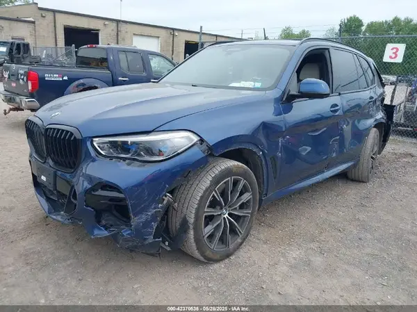 5UXJU4C08LL227983 2020 BMW X5 - Image 2