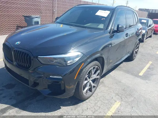 5UXJU4C08M9E64636 2021 BMW X5 - Image 2