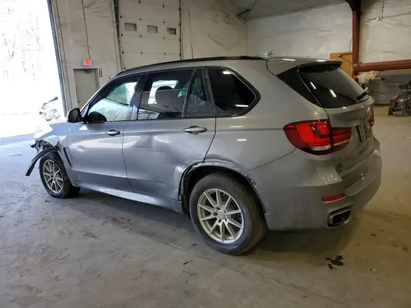 5UXKR0C30H0V70269 2017 BMW X5 - Image 2