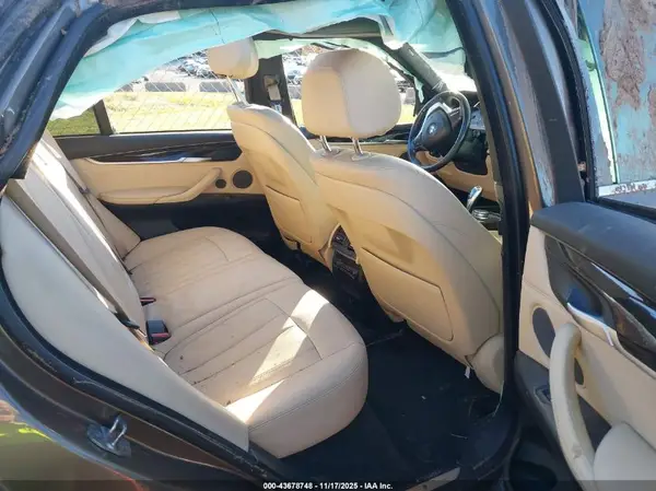 5UXKR0C30H0V71017 2017 BMW X5 - Image 8