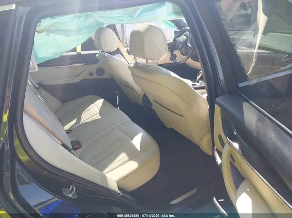 5UXKR0C30H0V73236 2017 BMW X5 - Image 8