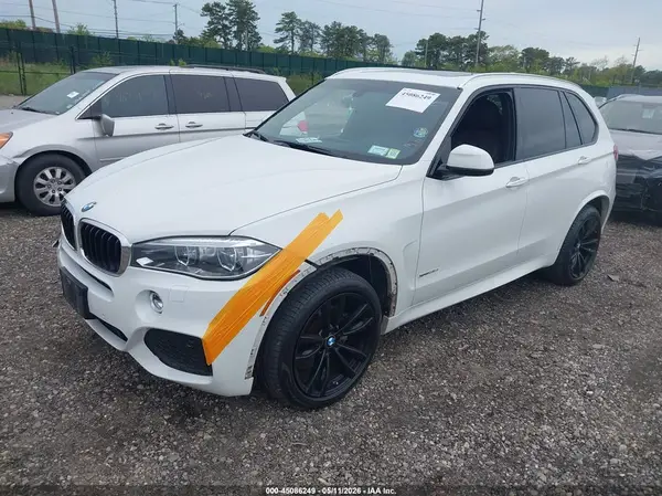 5UXKR0C30H0V74824 2017 BMW X5 - Image 2