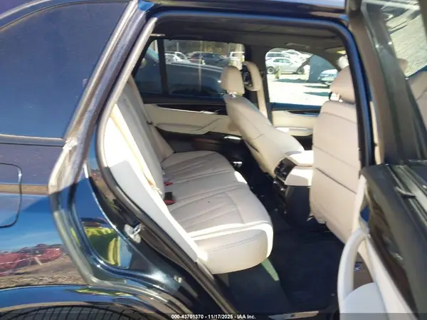 5UXKR0C30H0V75584 2017 BMW X5 - Image 8