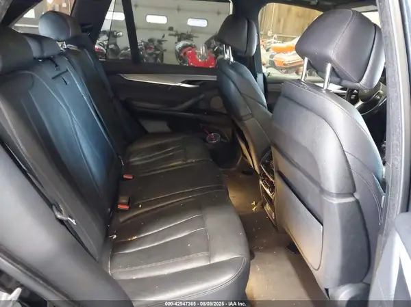 5UXKR0C30H0V76136 2017 BMW X5 - Image 8