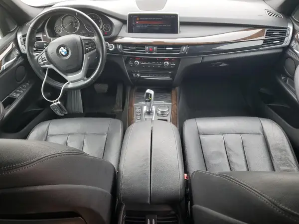 5UXKR0C30H0V80011 2017 BMW X5 - Image 8
