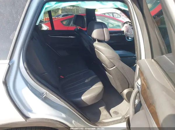 5UXKR0C30H0V83913 2017 BMW X5 - Image 8