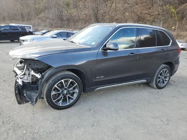 5UXKR0C30H0V84401 2017 BMW X5 - Image 1