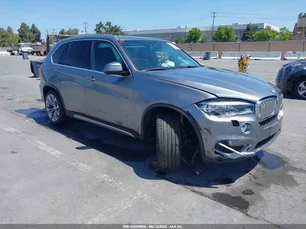 5UXKR0C30H0X76742 2017 BMW X5 - Image 1
