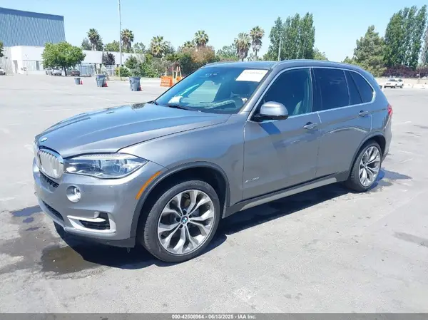 5UXKR0C30H0X76742 2017 BMW X5 - Image 2
