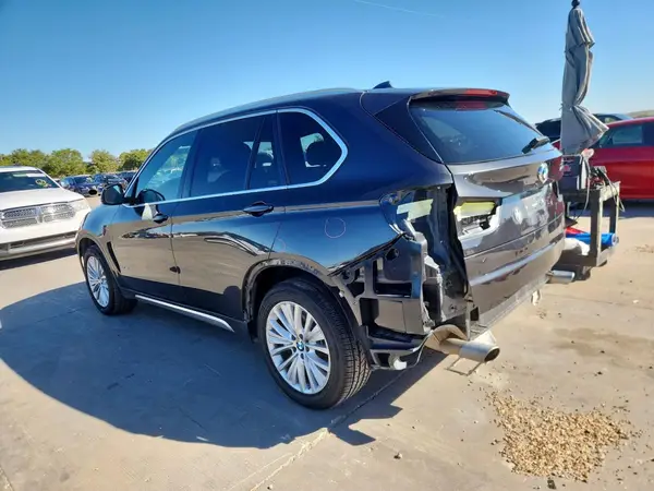 5UXKR0C30H0X83044 2017 BMW X5 - Image 2