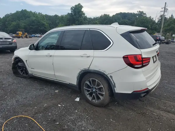 5UXKR0C30H0X83299 2017 BMW X5 - Image 2