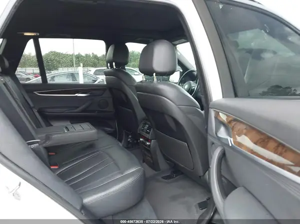5UXKR0C31H0V70569 2017 BMW X5 - Image 8