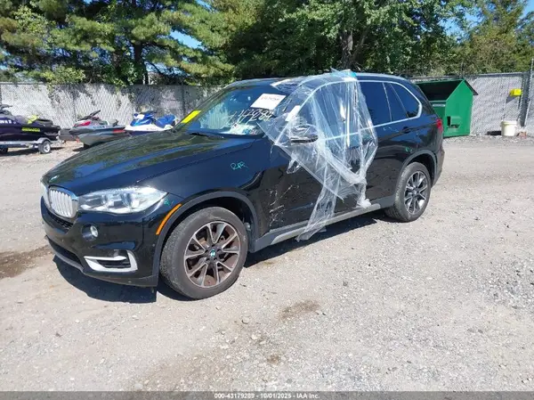 5UXKR0C31H0V74895 2017 BMW X5 - Image 2