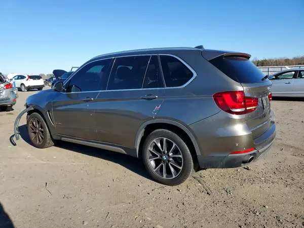 5UXKR0C31H0V74945 2017 BMW X5 - Image 2