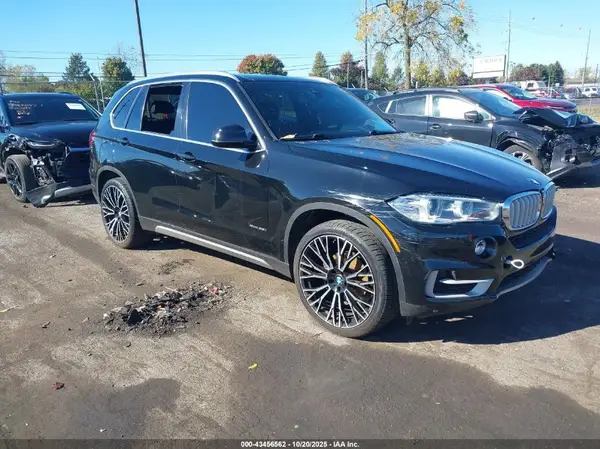 5UXKR0C31H0V78090 2017 BMW X5 - Image 1