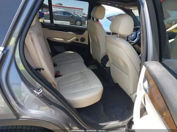 5UXKR0C31H0X79181 2017 BMW X5 - Image 8