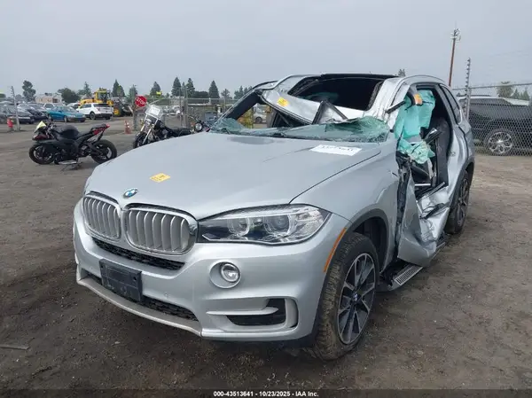 5UXKR0C31H0X81125 2017 BMW X5 - Image 2