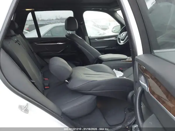 5UXKR0C32H0V73626 2017 BMW X5 - Image 8
