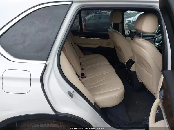 5UXKR0C32H0V74467 2017 BMW X5 - Image 8