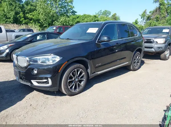 5UXKR0C32H0V75411 2017 BMW X5 - Image 2