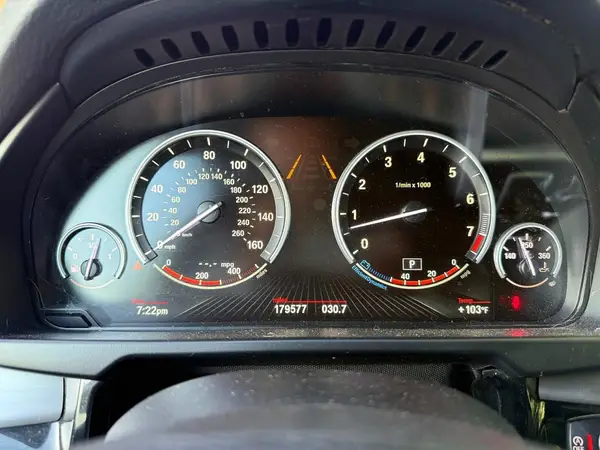 5UXKR0C32H0V75733 2017 BMW X5 - Image 8