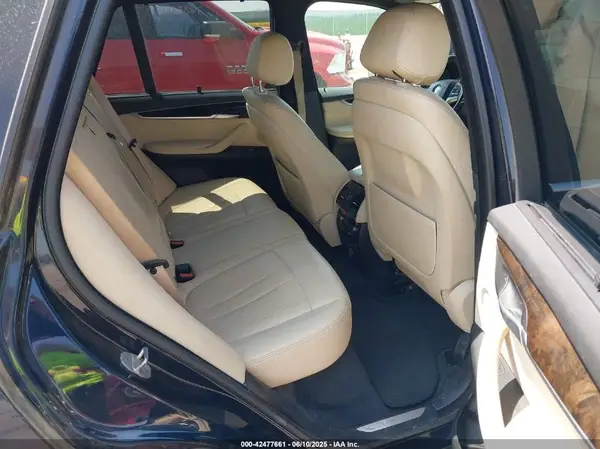 5UXKR0C32H0V76767 2017 BMW X5 - Image 8