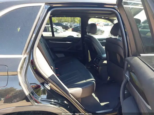 5UXKR0C32H0V78003 2017 BMW X5 - Image 8