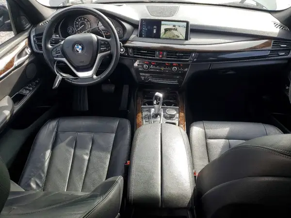 5UXKR0C32H0V82083 2017 BMW X5 - Image 8