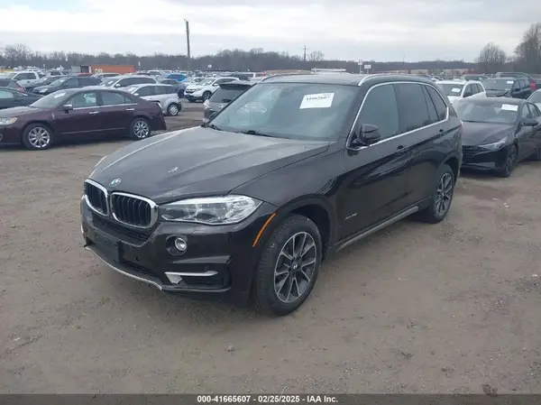 5UXKR0C32H0V83461 2017 BMW X5 - Image 2