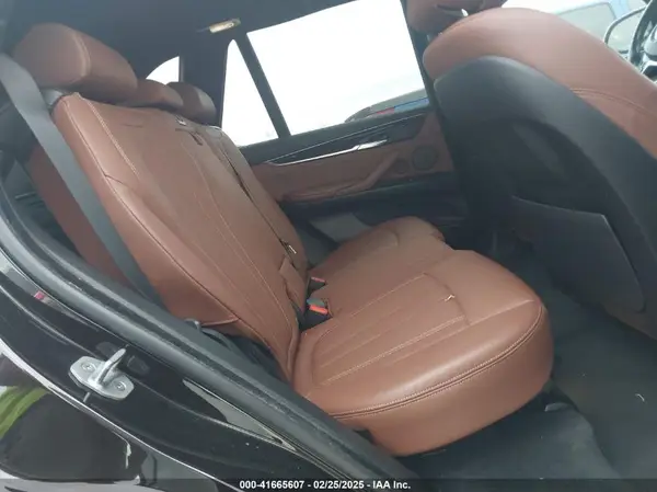 5UXKR0C32H0V83461 2017 BMW X5 - Image 8