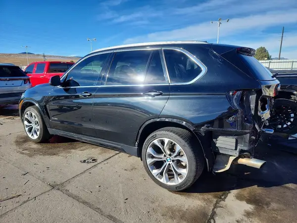 5UXKR0C32H0V84223 2017 BMW X5 - Image 2