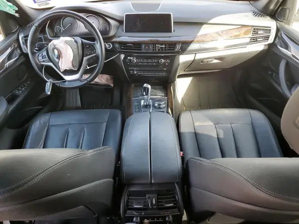 5UXKR0C32H0X77276 2017 BMW X5 - Image 8