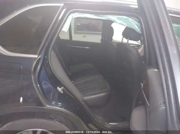 5UXKR0C32H0X77357 2017 BMW X5 - Image 8