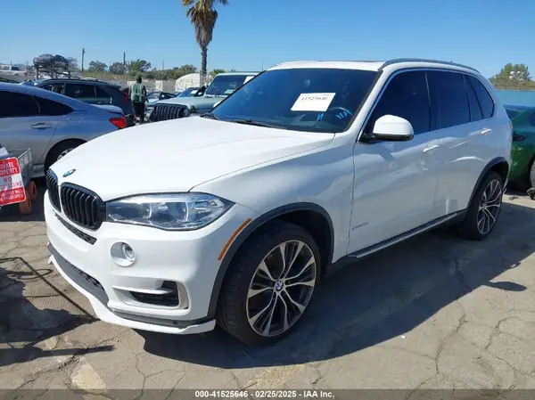 5UXKR0C32H0X81490 2017 BMW X5 - Image 2