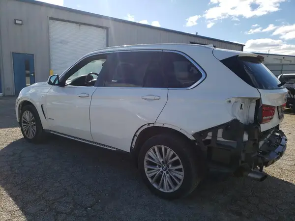 5UXKR0C32H0X82865 2017 BMW X5 - Image 2
