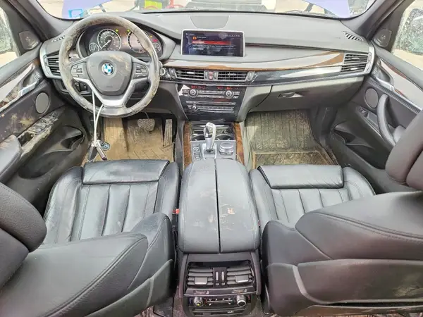 5UXKR0C33H0V69777 2017 BMW X5 - Image 8