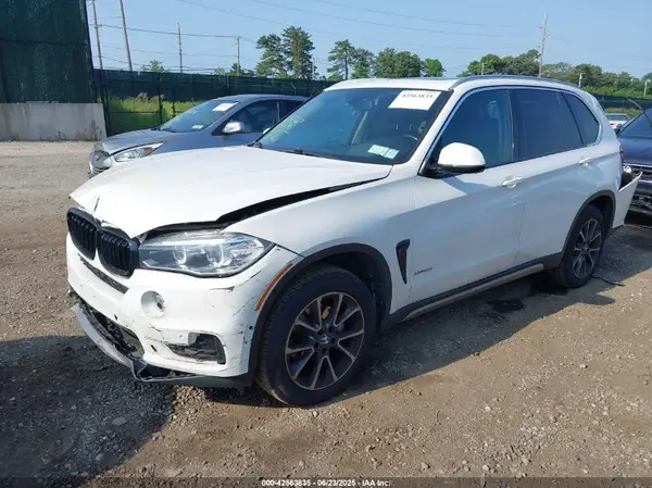 5UXKR0C33H0V70878 2017 BMW X5 - Image 2