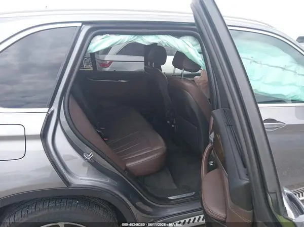 5UXKR0C33H0V71528 2017 BMW X5 - Image 8