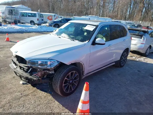 5UXKR0C33H0V73893 2017 BMW X5 - Image 2