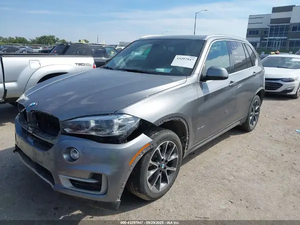 5UXKR0C33H0V76289 2017 BMW X5 - Image 2