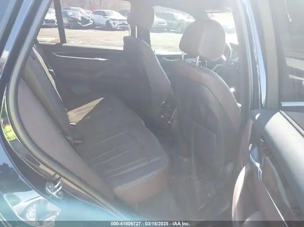 5UXKR0C33H0V79578 2017 BMW X5 - Image 8