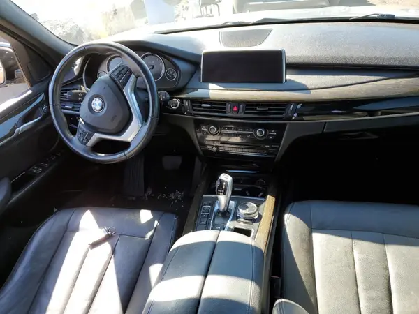 5UXKR0C33H0V81296 2017 BMW X5 - Image 8