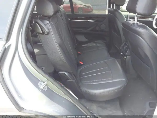 5UXKR0C33H0V81489 2017 BMW X5 - Image 8