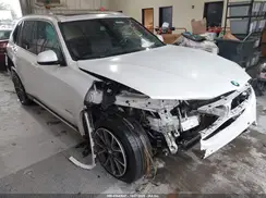 5UXKR0C33H0V83744 2017 BMW X5