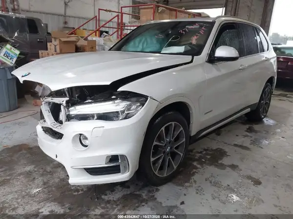 5UXKR0C33H0V83744 2017 BMW X5 - Image 2